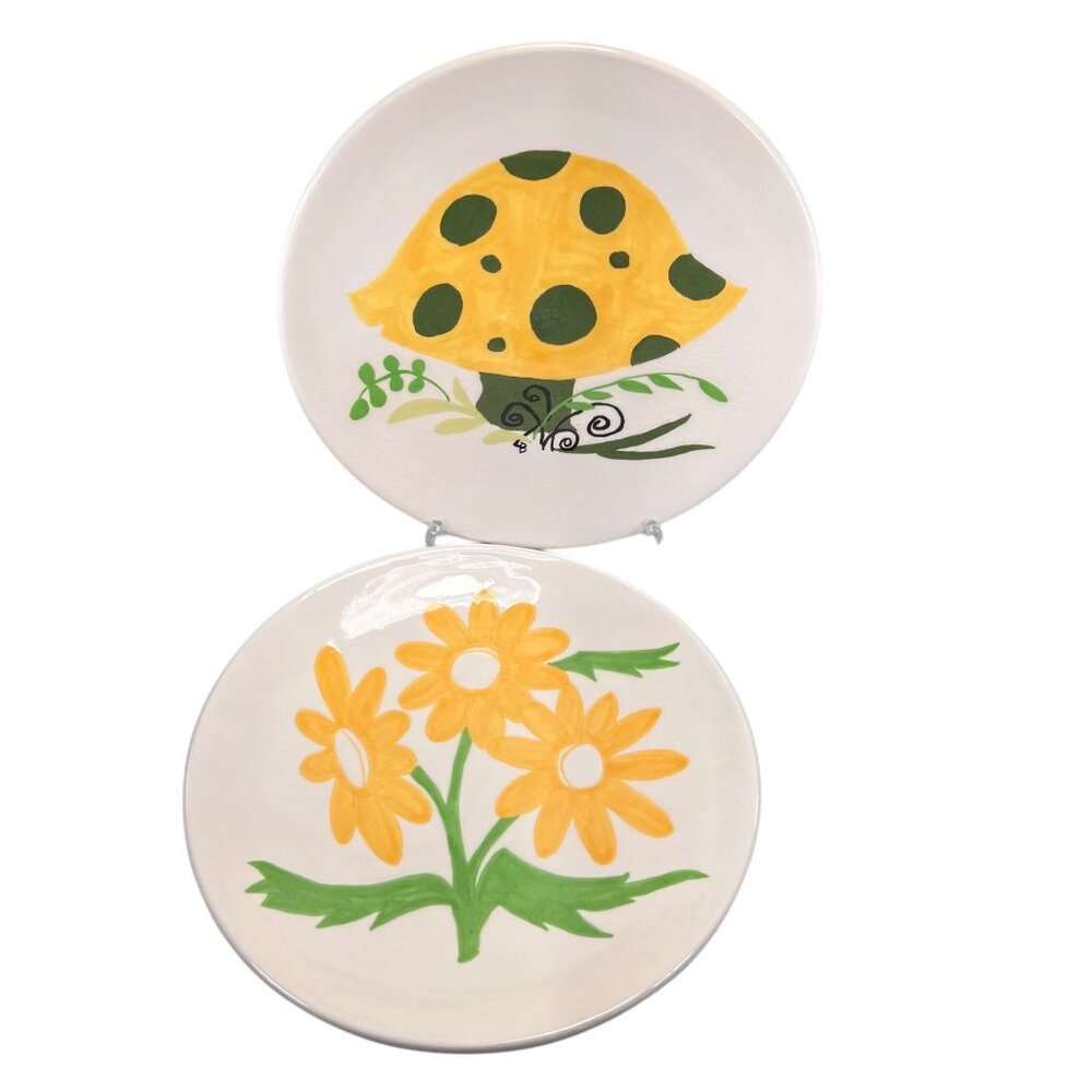 Vtg Hand Painted Ceramic 1972 Plates Mushroom Daisy Flower Yellow Polka Dot